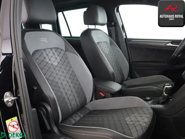 Volkswagen Tiguan view 12