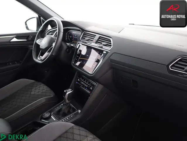 Volkswagen Tiguan view 11