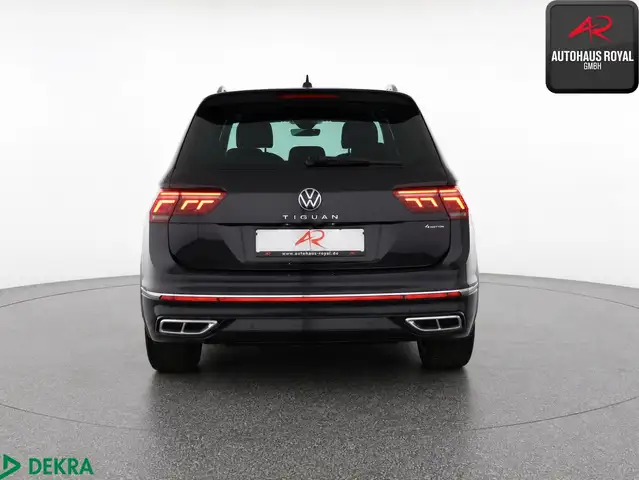 Volkswagen Tiguan view 4