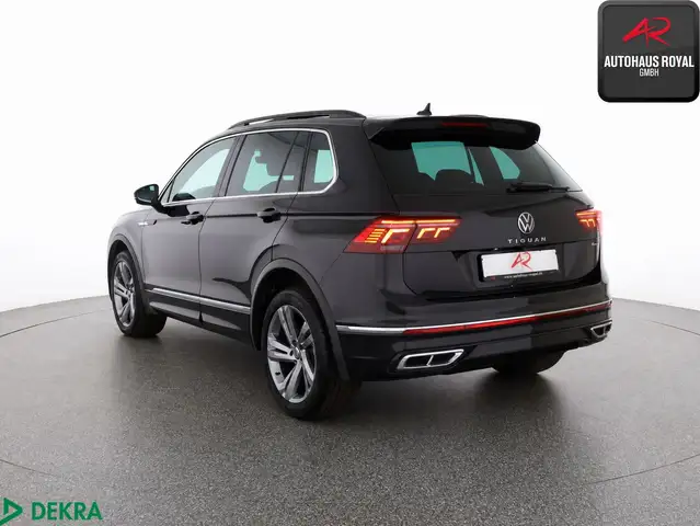 Volkswagen Tiguan view 3