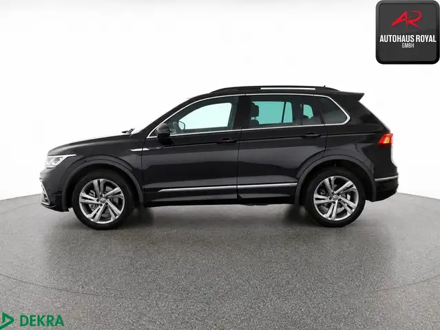 Volkswagen Tiguan view 2