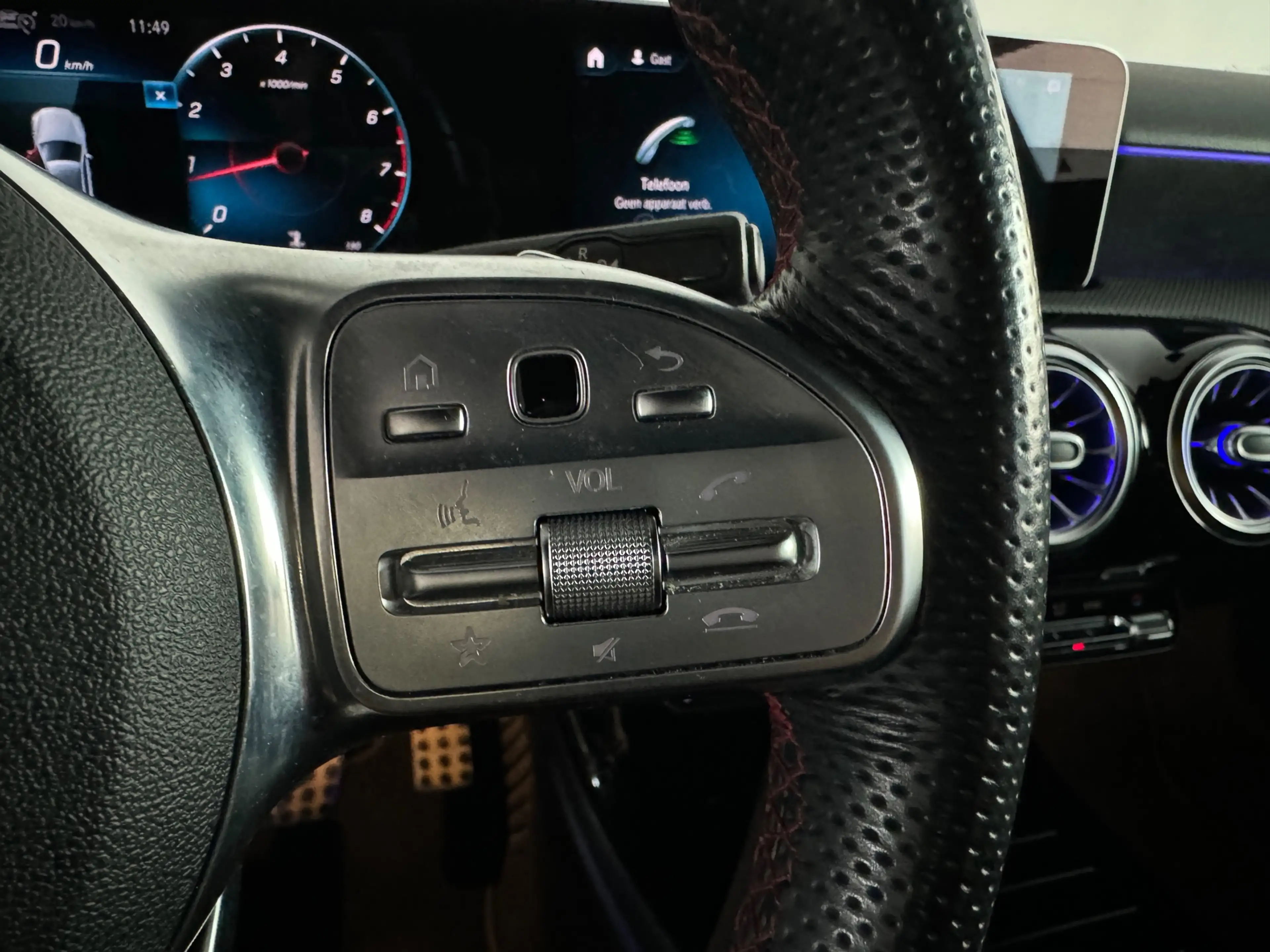 Mercedes-Benz A 200 AMG Keyless|Dodehoek|Blindspot|ACC|360 Camera — photo 12