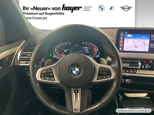 BMW X4 view 13