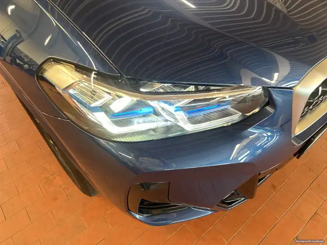BMW X4 view 9
