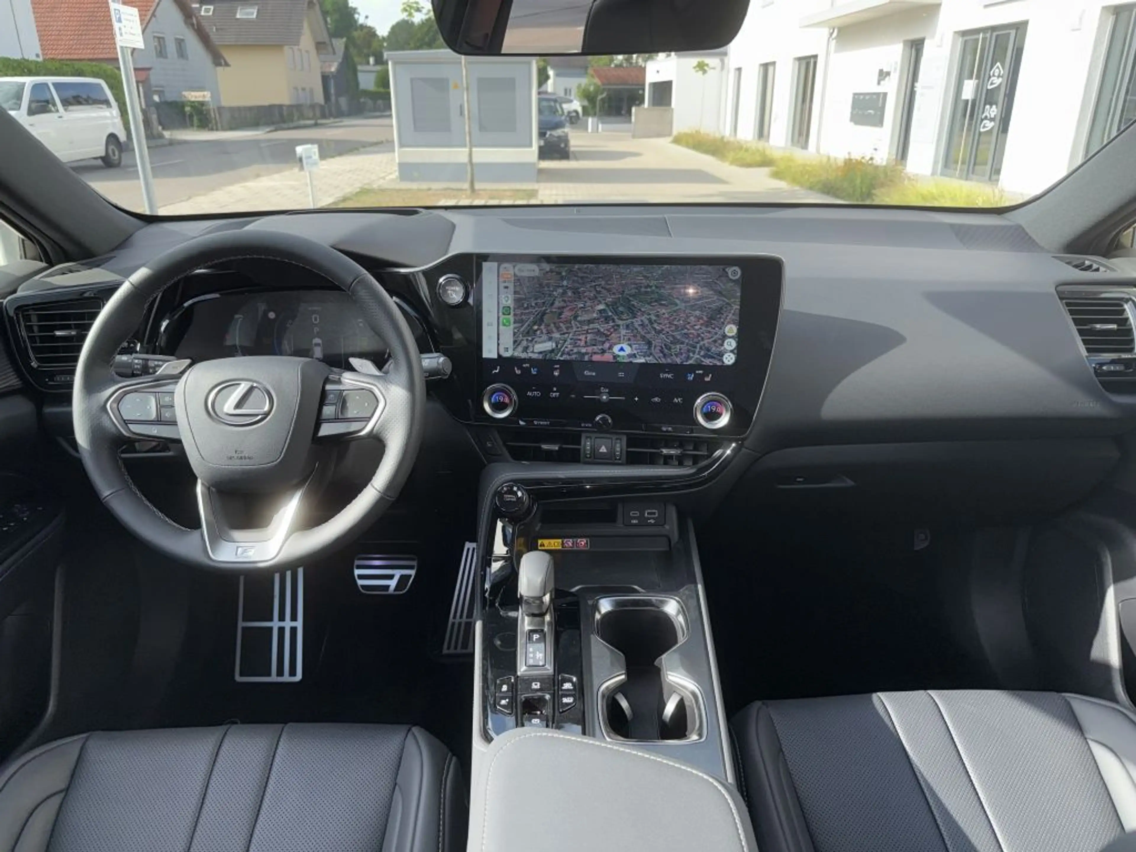 Lexus NX 450h+ E-FOUR F SPORT 360°,HUD,ACC,Totwinkel,sofort — photo 12