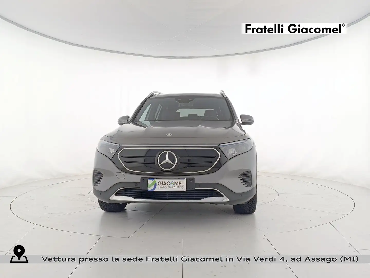 Mercedes-Benz EQB 300 300 sport plus 4matic Argintiu - 2