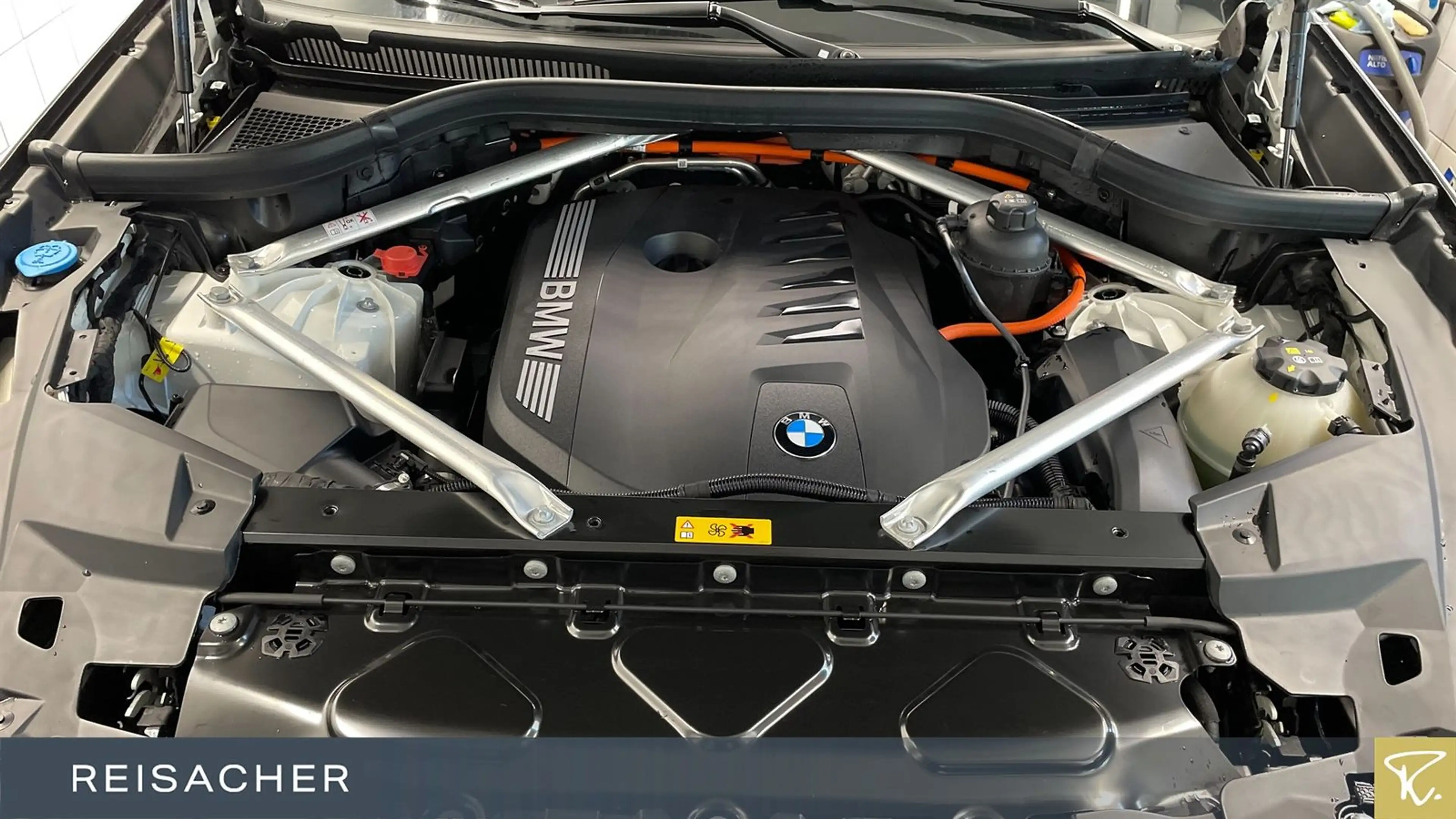 BMW X5 xDrive50e A M-Sport,M-Sport PRO,SkyLou,AHK,DA — photo 7