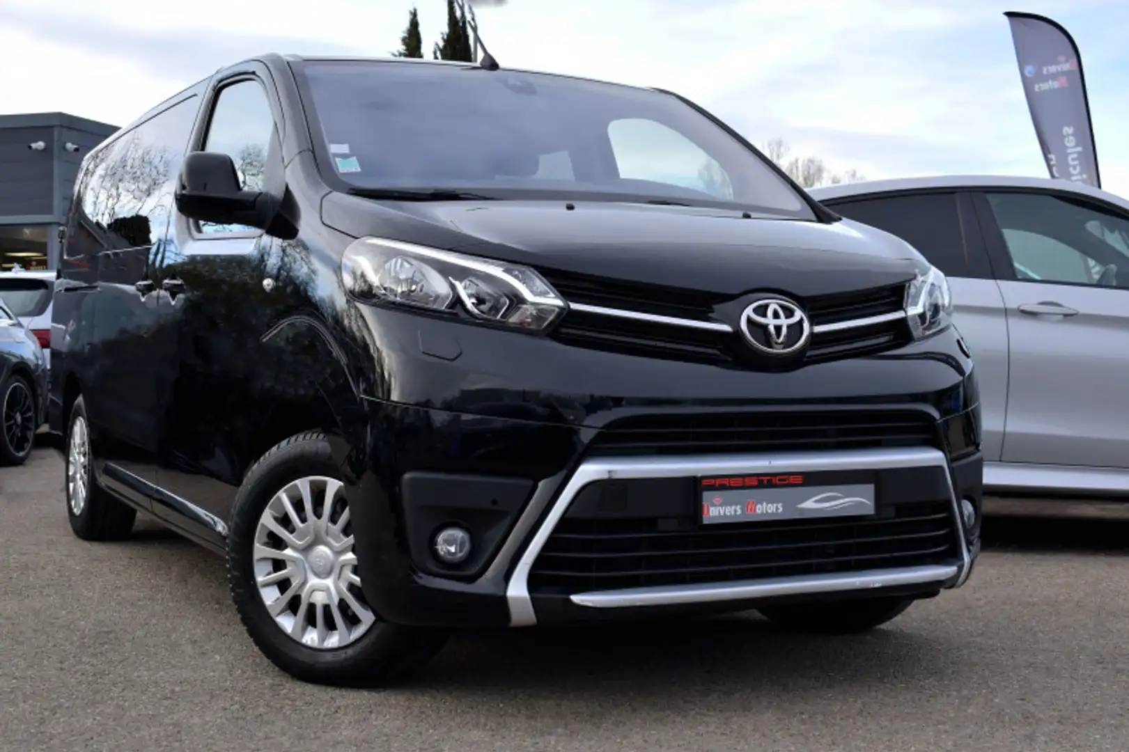 Toyota Proace LONG 1.5 120 D-4D 9Places Noir - 1