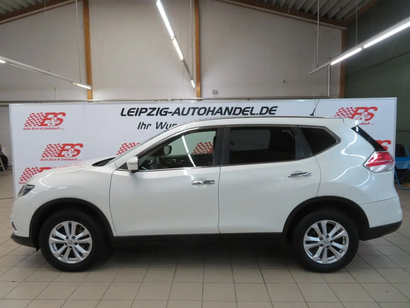 Nissan X-Trail N-Vision*Pano*Navi*360°*SHZ*GRA Blanco - 2