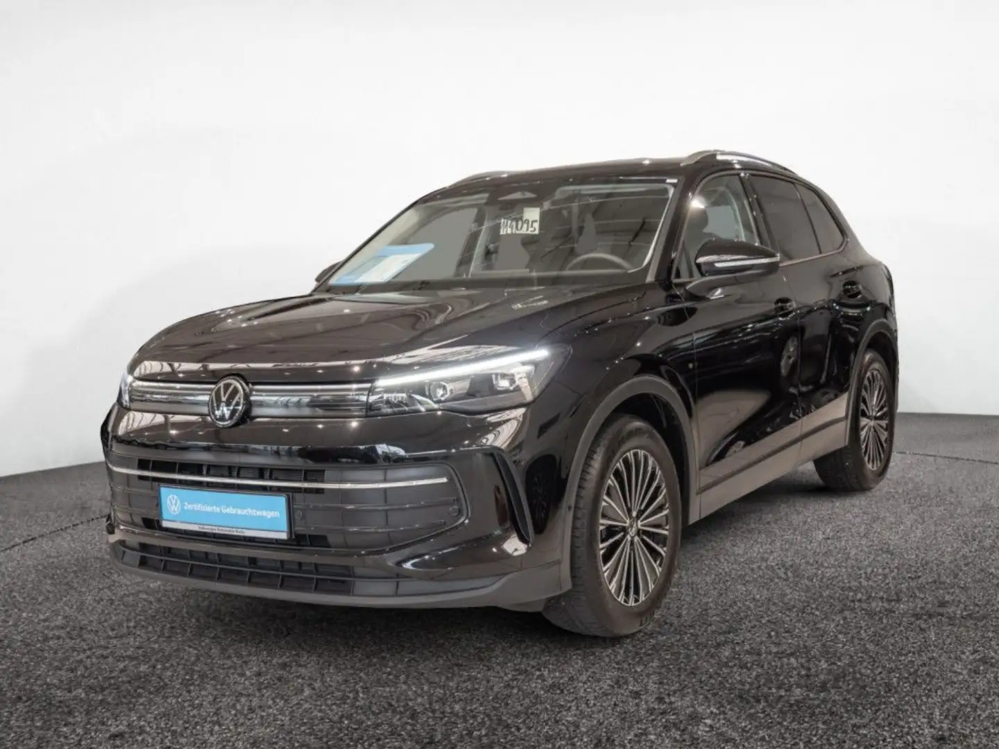 Volkswagen Tiguan 1.5 eTSI DSG Life Navi R-Kam AHK LED SHZ Schwarz - 2