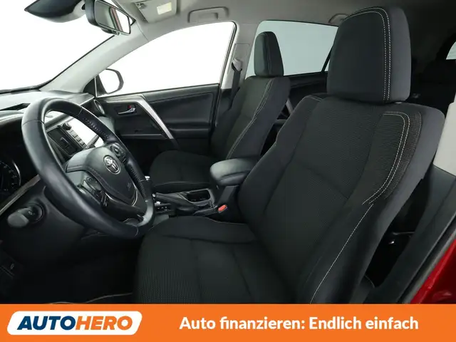 Toyota Rav4 view 10
