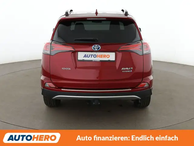 Toyota Rav4 view 5