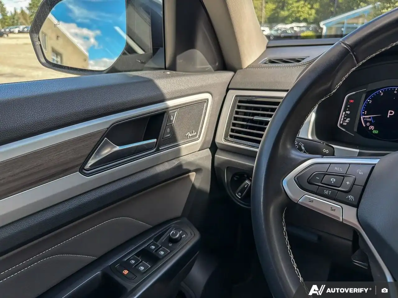Volkswagen Atlas снимка Volkswagen Atlas