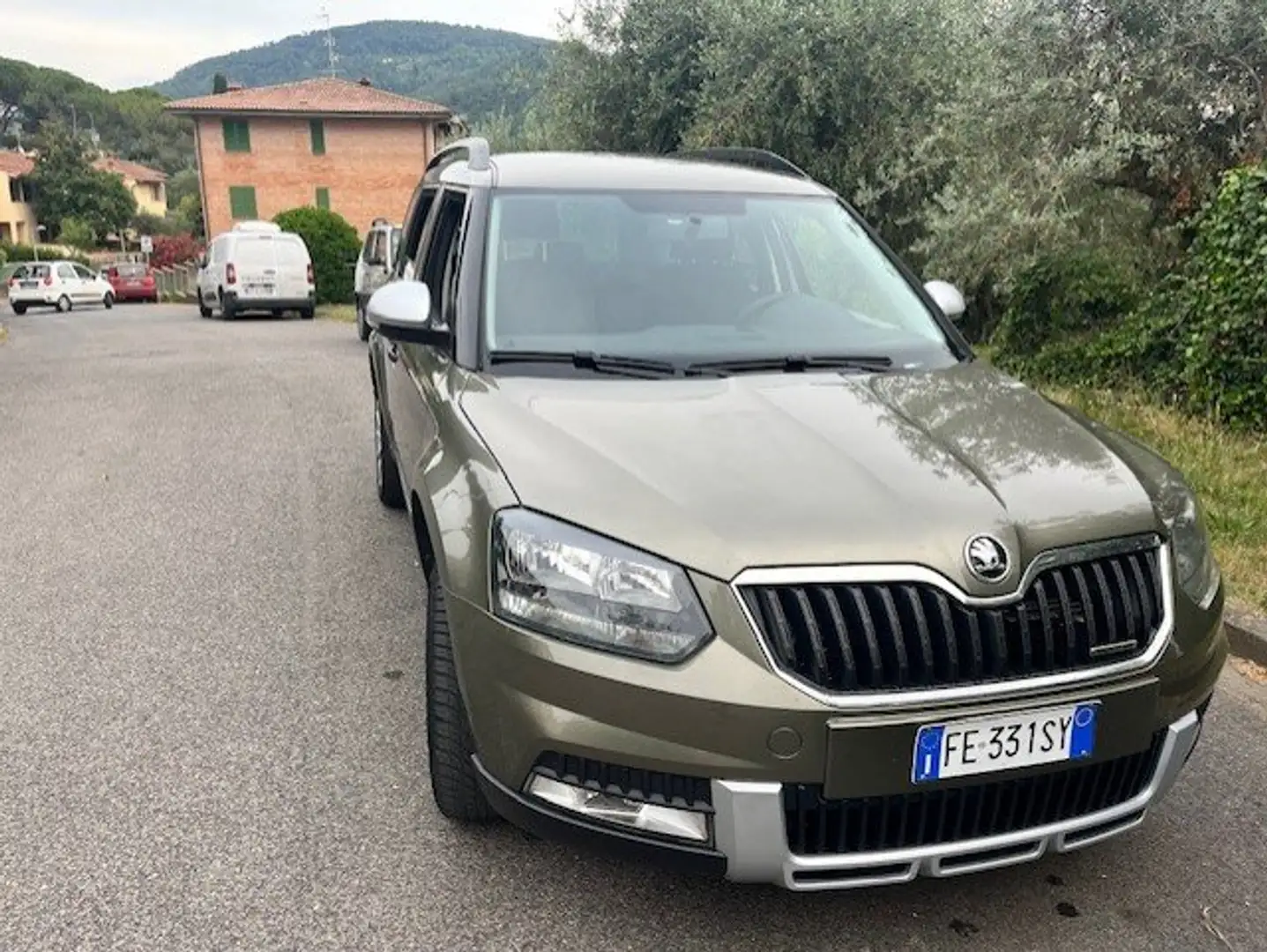 Skoda Yeti Yeti 1.6 tdi Easy GreenLine Verde - 2