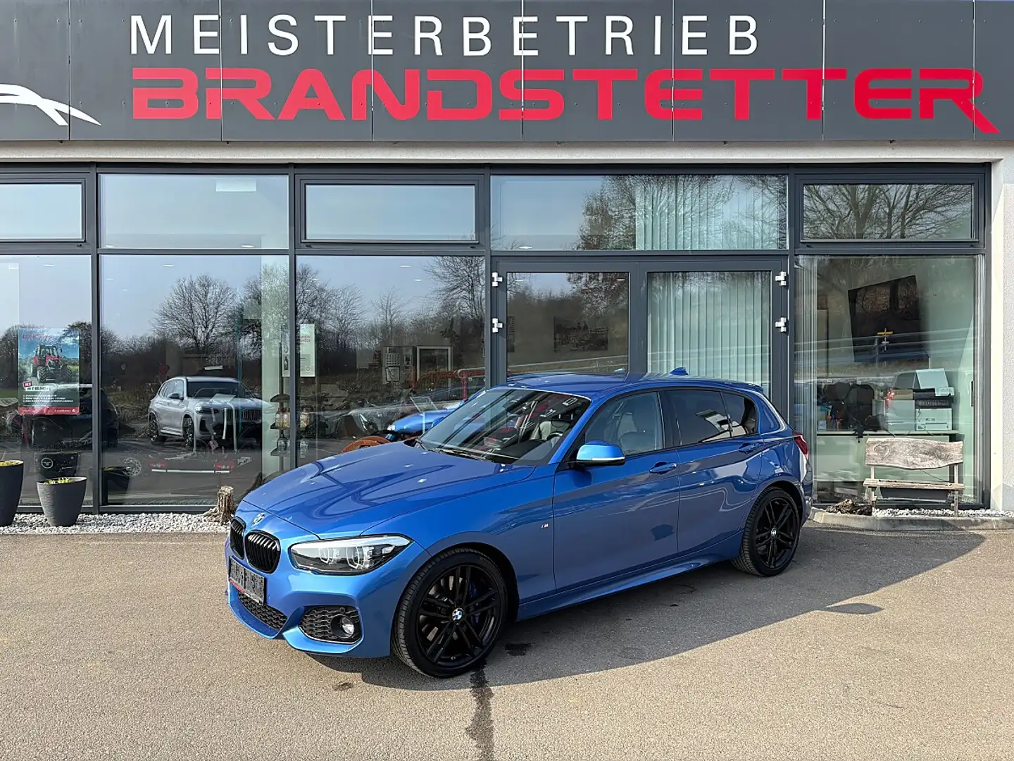 BMW 120 d xDrive M-Paket Blau - 1