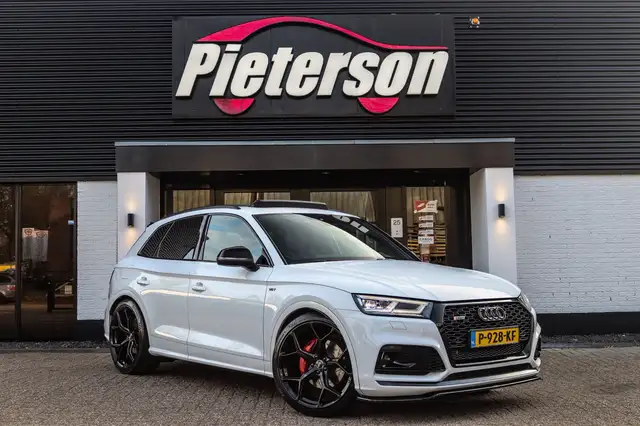 Audi SQ5 3.0 TFSI Quattro 400PK PANO RS B&O LUCHTVERING ACC