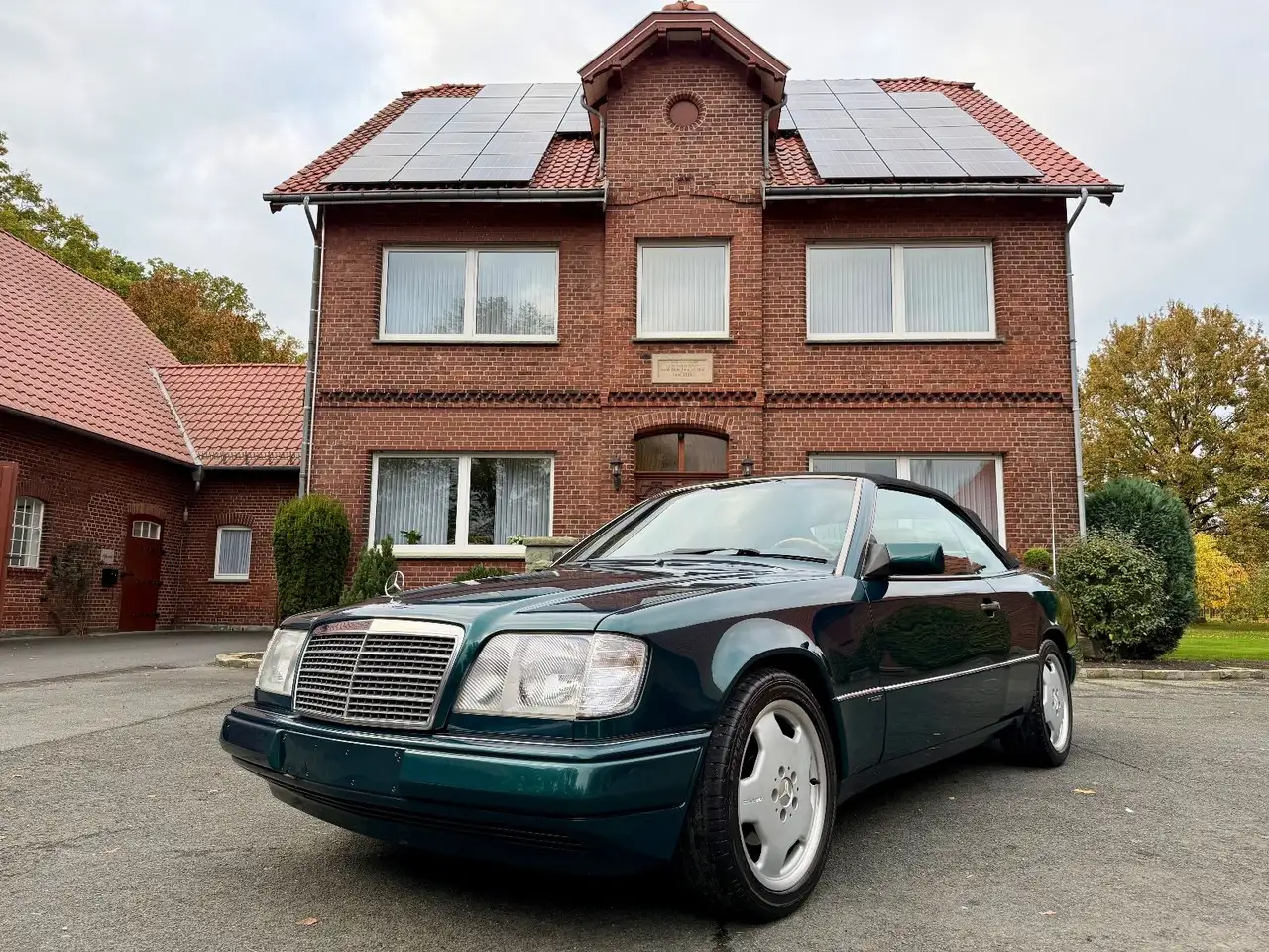 Mercedes-Benz E 220 W124 Cabriolet *Final Edition* *Deutsch*, foto 3