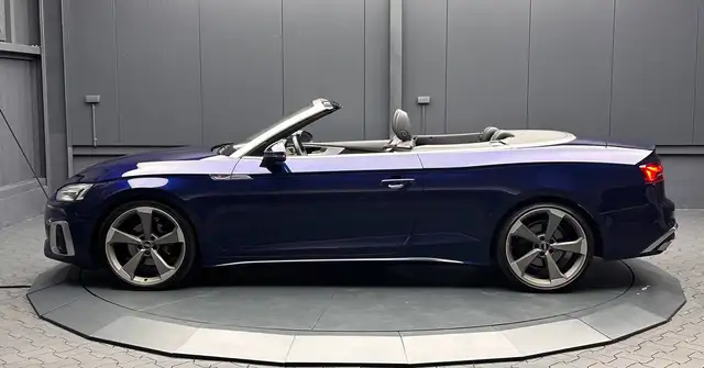Audi A5 view 2