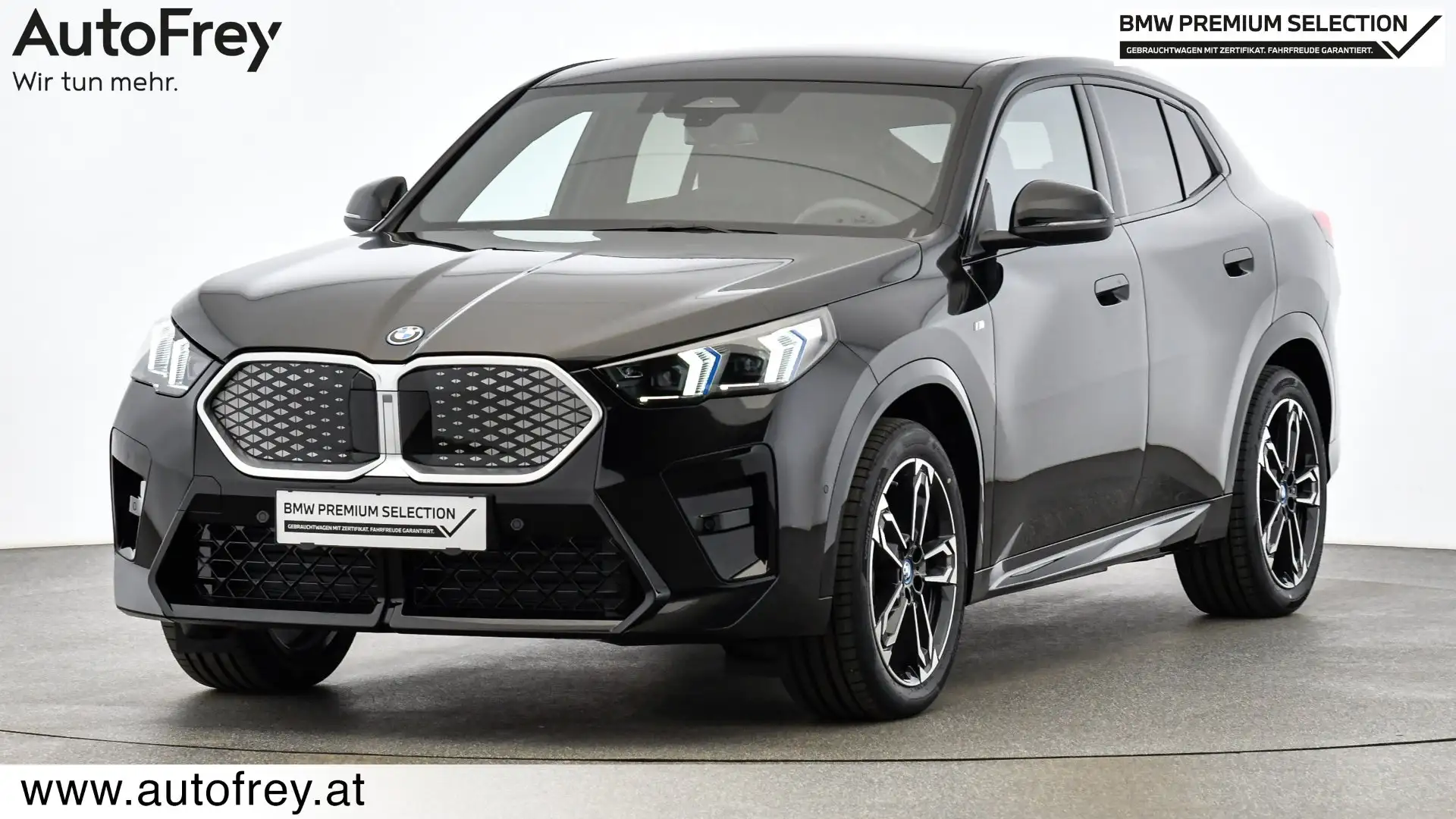 BMW iX2 eDrive20 Schwarz - 1