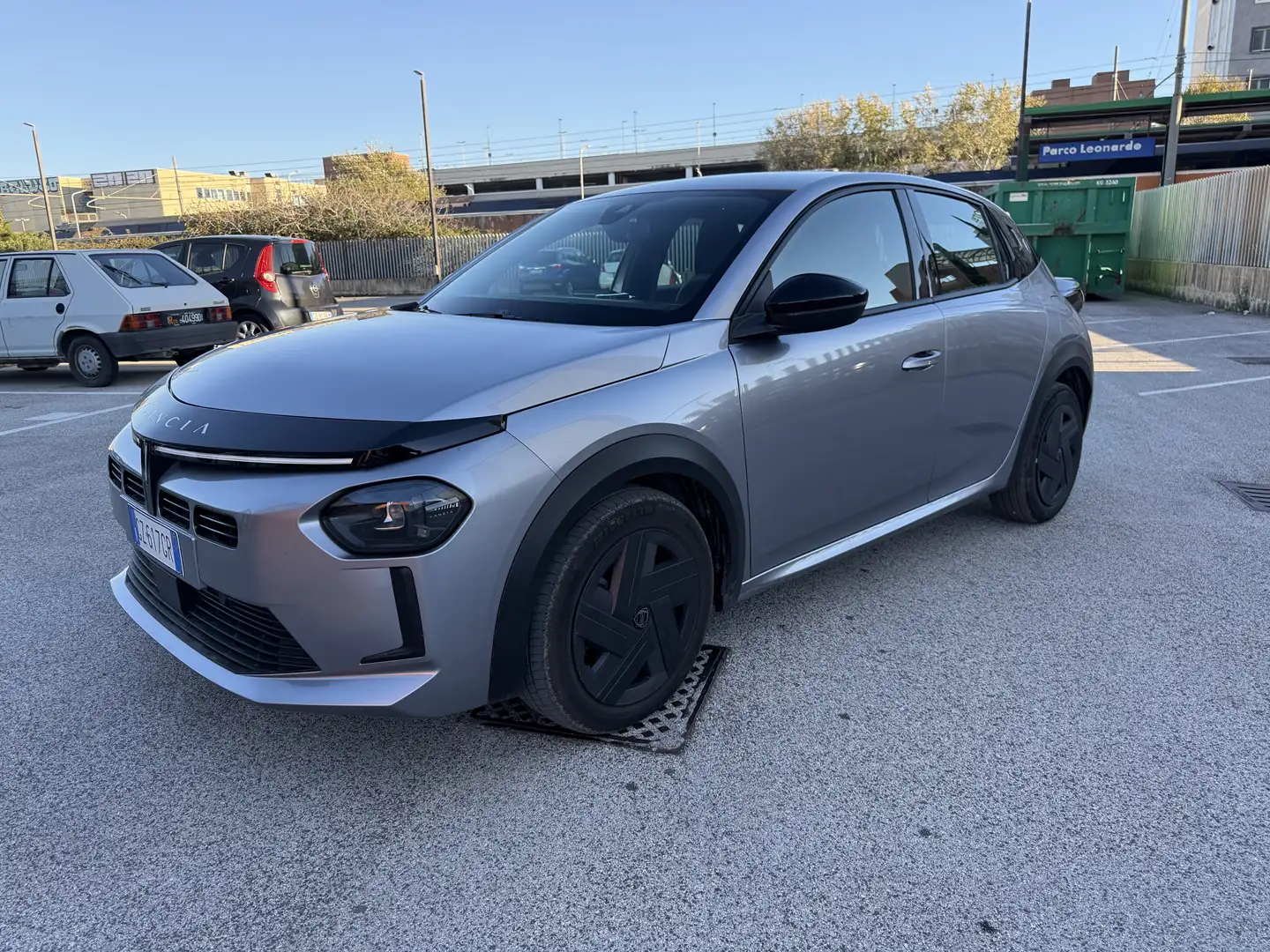 Lancia Ypsilon 1.2 mhev LX 110cv e-dct Grigio - 1