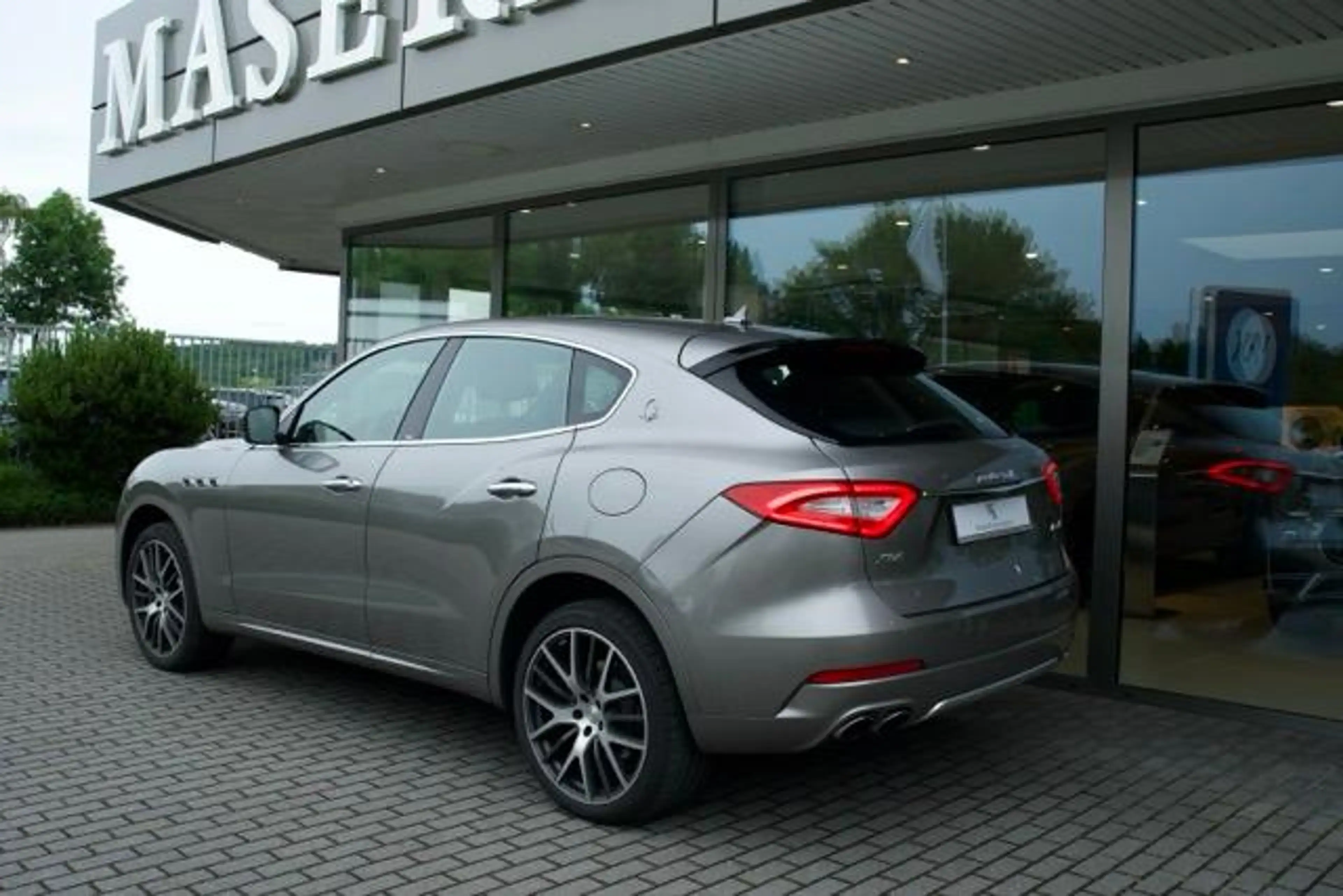 Maserati Levante Modena S Ermenegildo Zegna CarPlay — photo 6