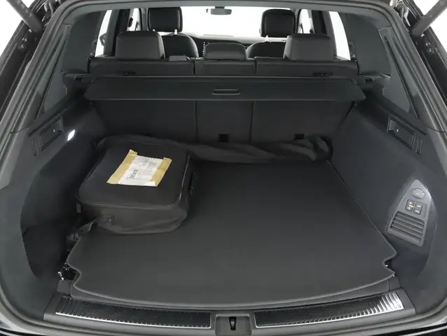 Volkswagen Touareg R eHybrid TSI 4MOTION Ansicht 12