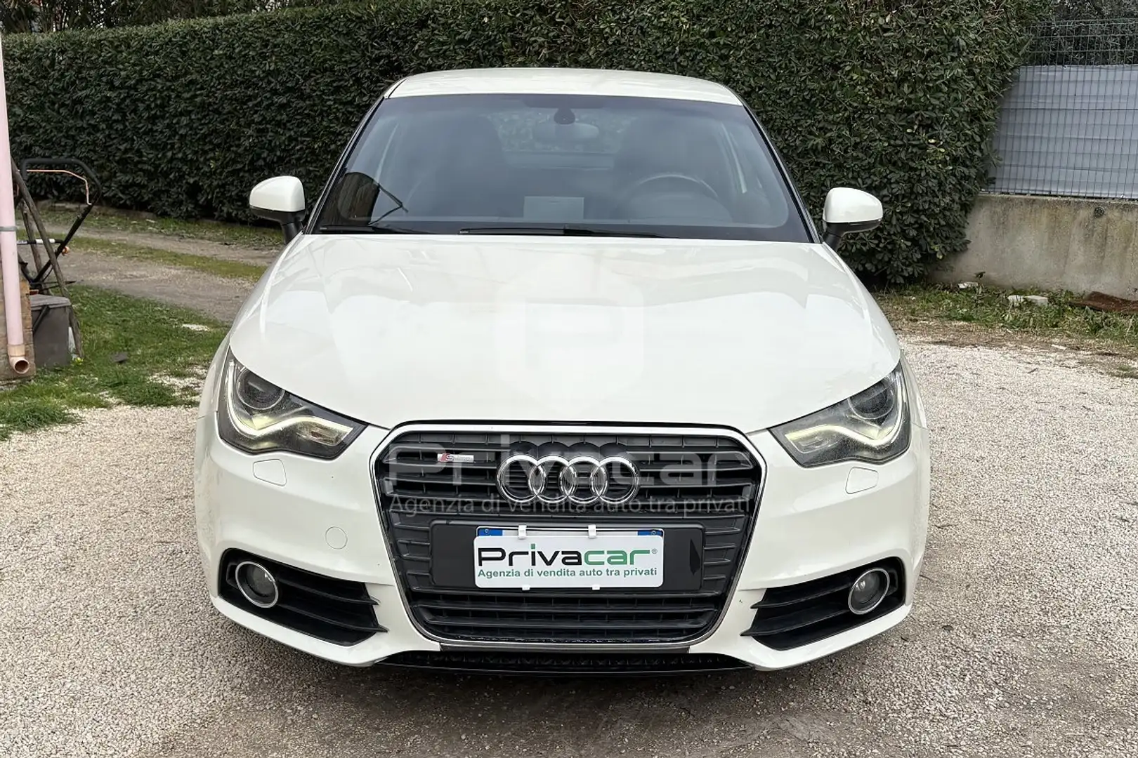 Audi A1 A1 1.4 TFSI S tronic S line edition Weiß - 2