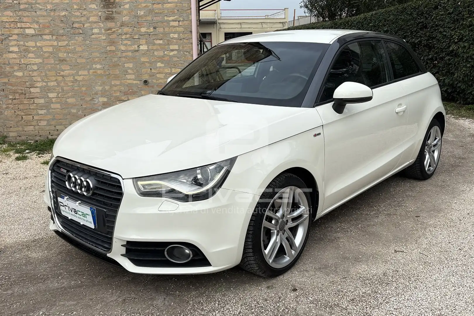 Audi A1 A1 1.4 TFSI S tronic S line edition Weiß - 1