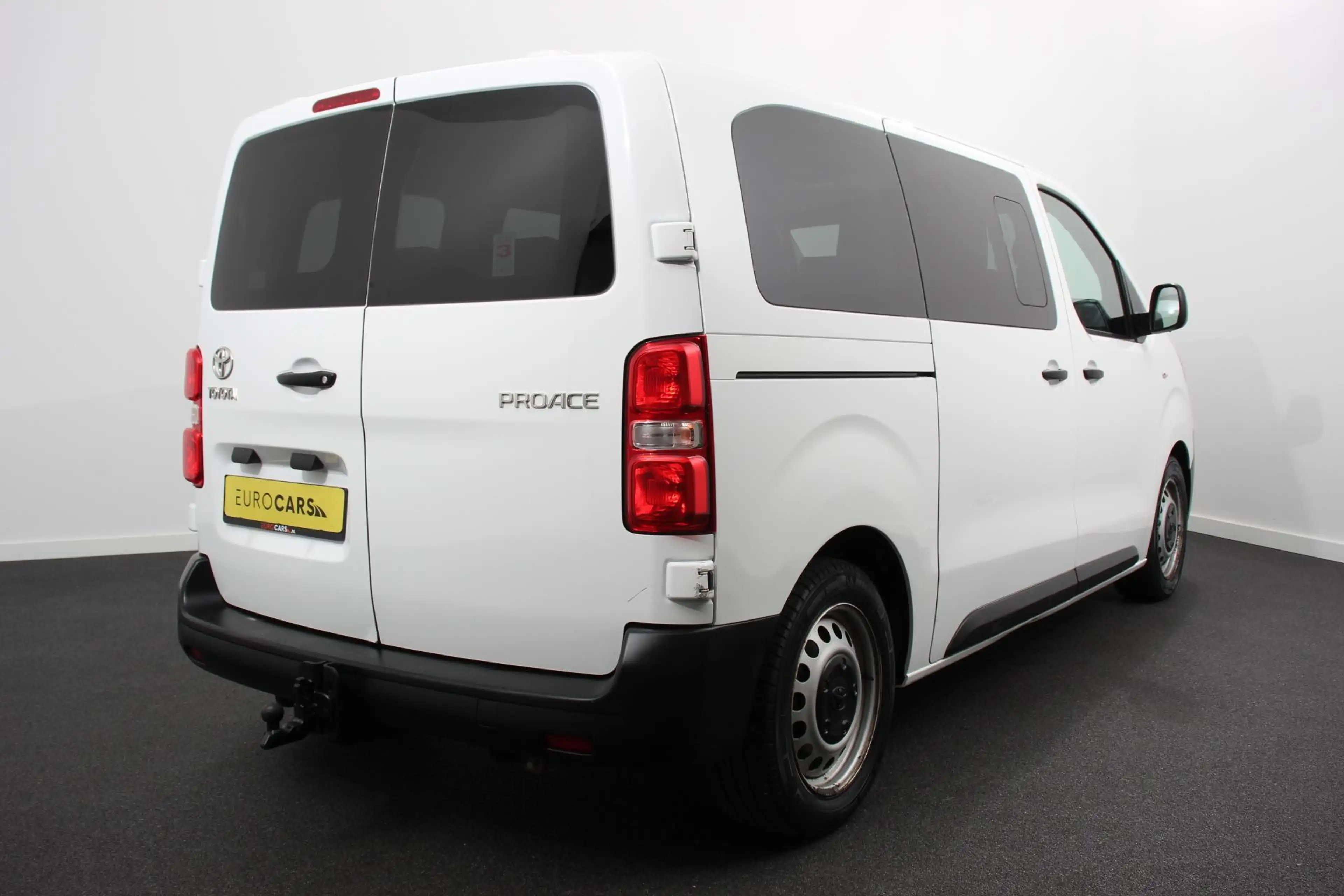 Toyota Proace Shuttle 1.5 D-4D 116pk Dynamic VP 9 persoons Trekh — photo 7