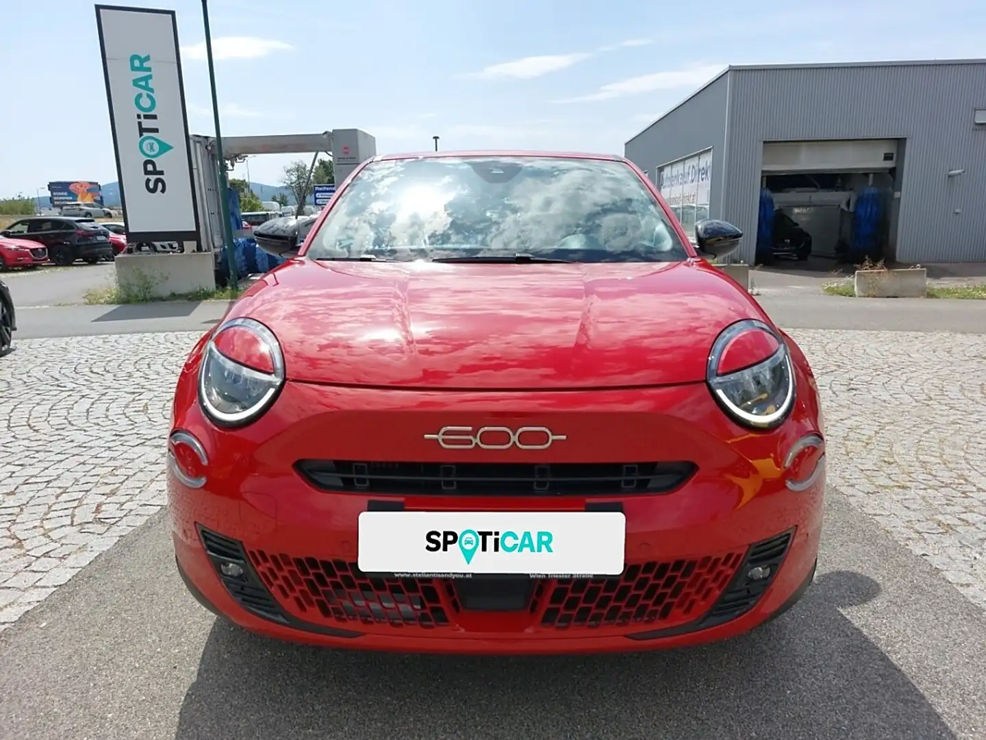 Fiat 600 Hybrid mHEV 110 6-Gang eDCT La Prima Rot - 2