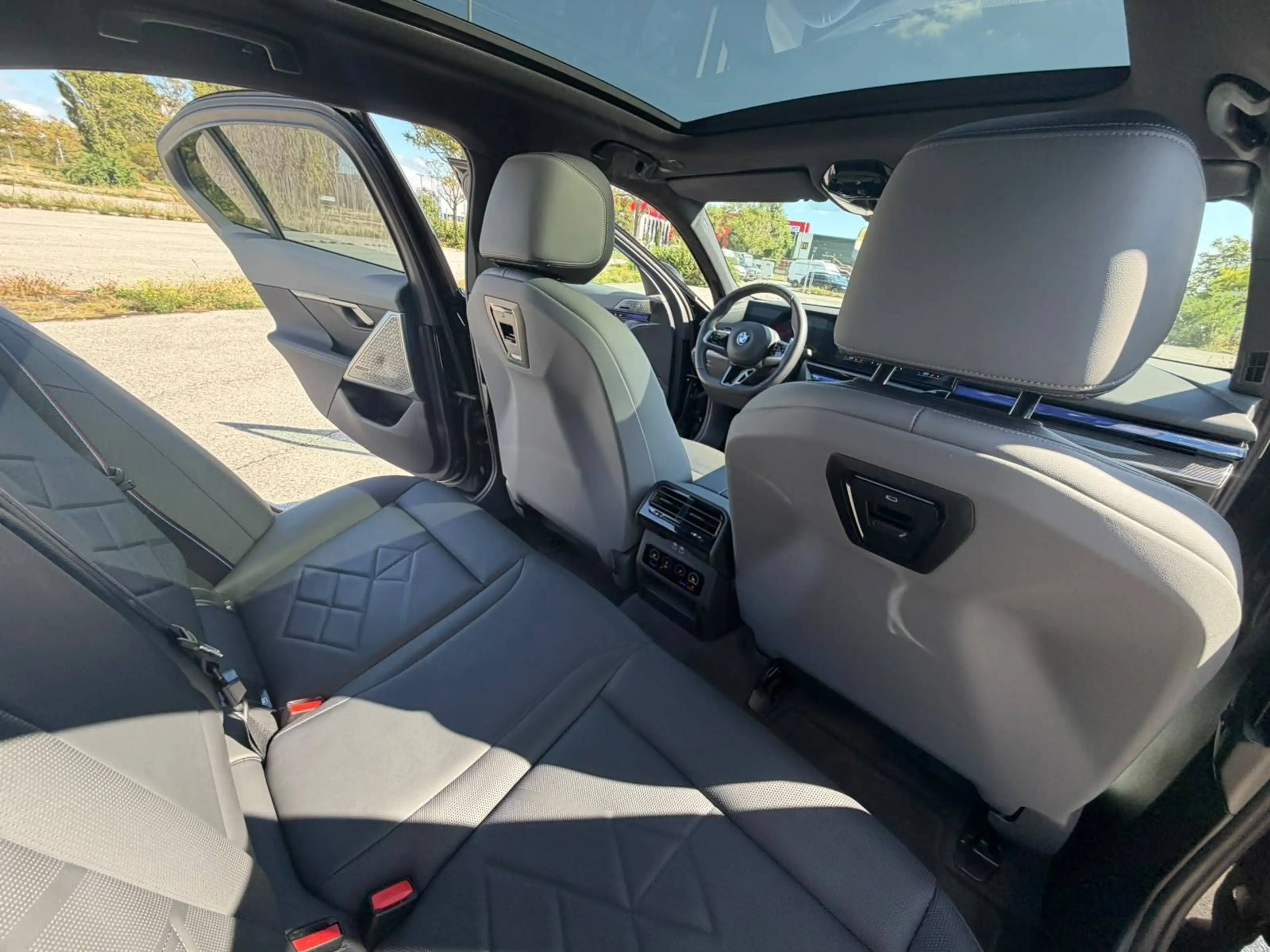 BMW 540 — photo 11
