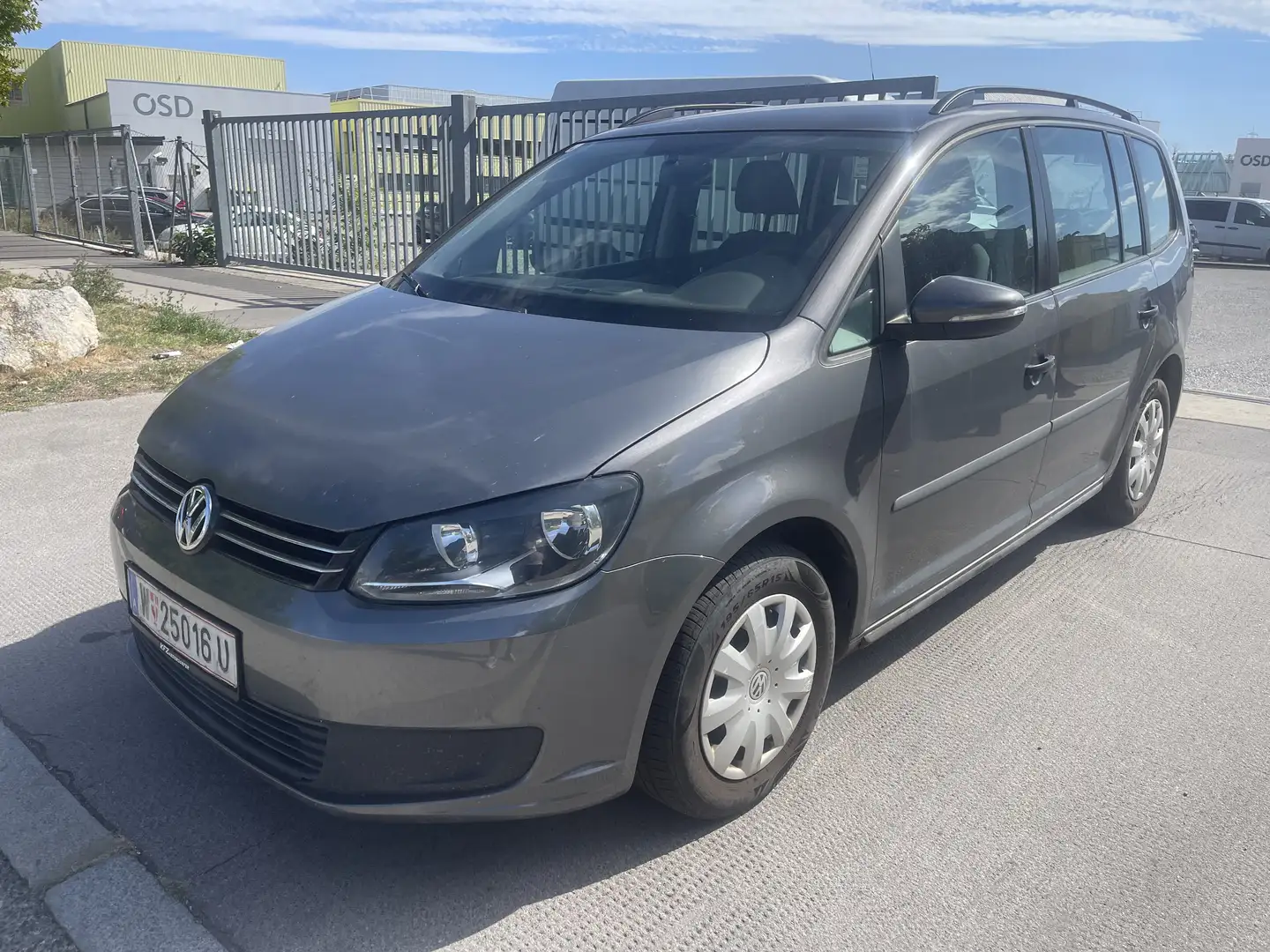 Volkswagen Touran 1,6 TDI - 1