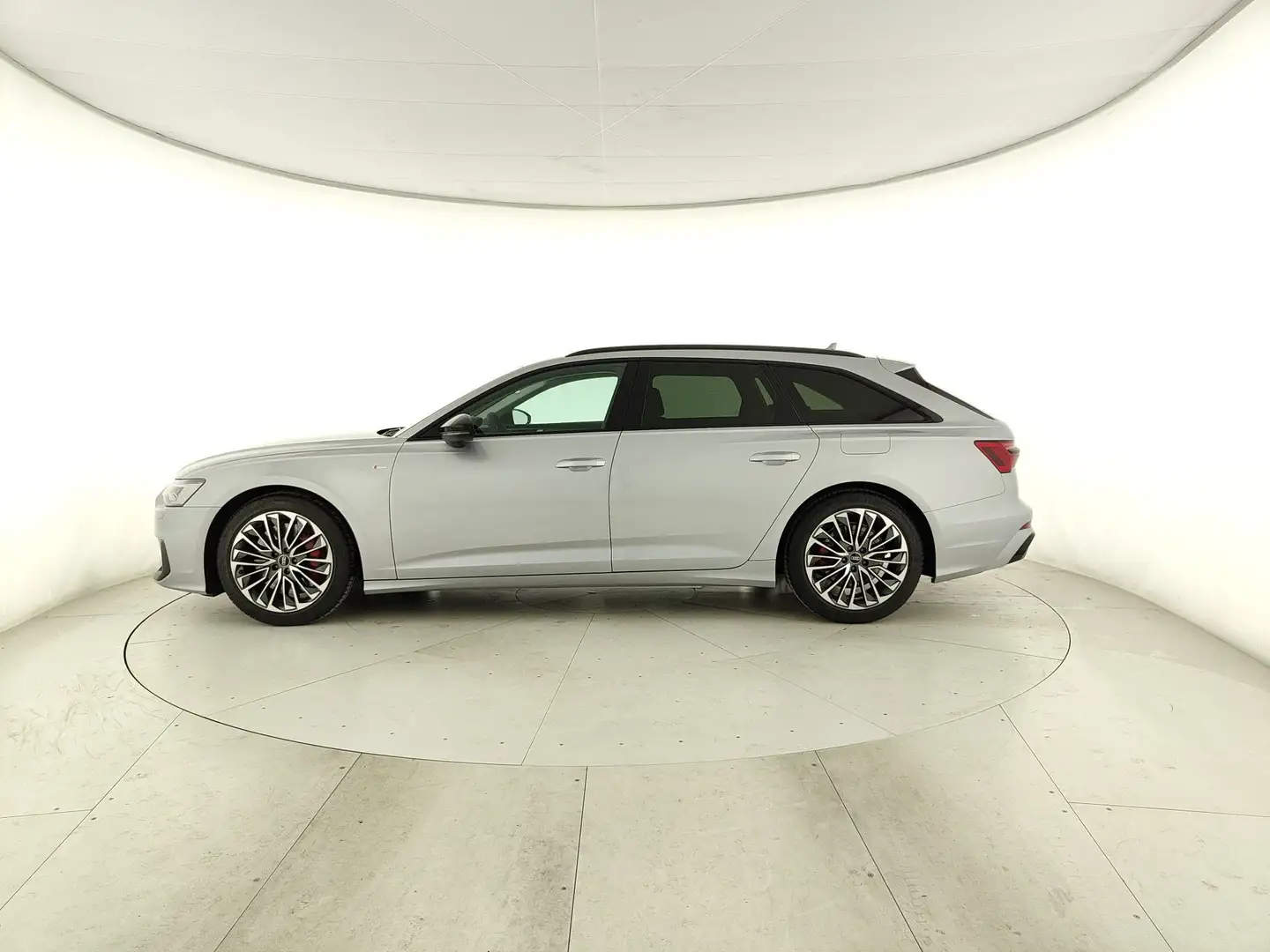 Audi A6 Avant 55 2.0 TFSI e quattro ultra S tronic S line Argento - 2