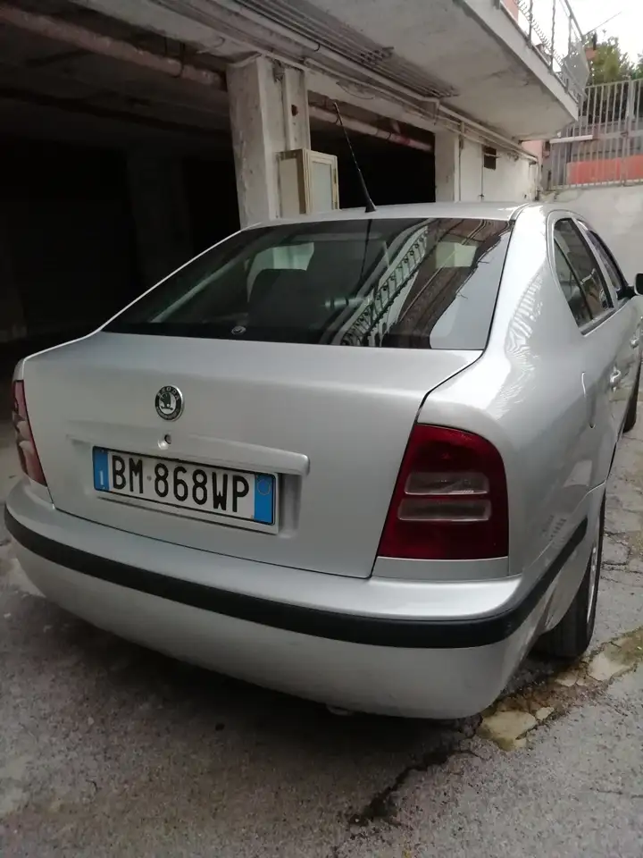 Skoda Octavia 1.9 tdi Elegance 110cv, foto 2