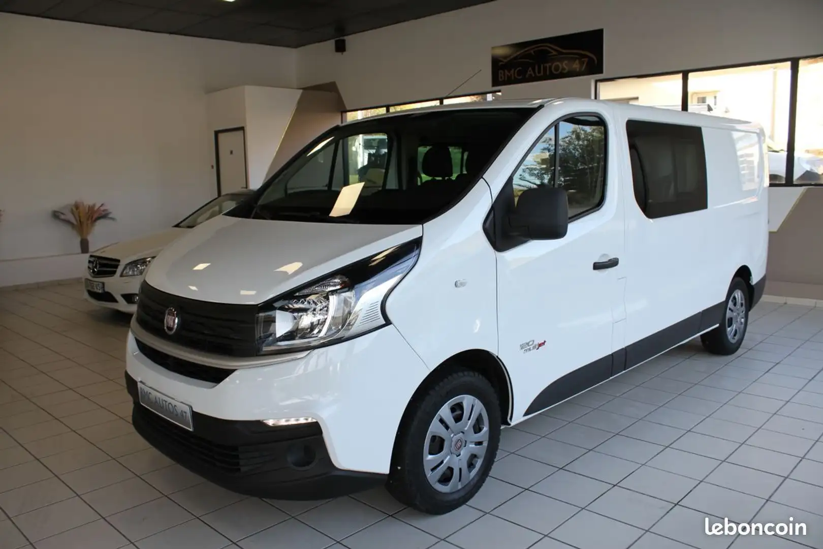 Fiat Talento L2 H1 6 places 1.6 Multijet 120 Pack Pro Nav ( Attelage, Protection bois, 1er Main) Blanc - 1