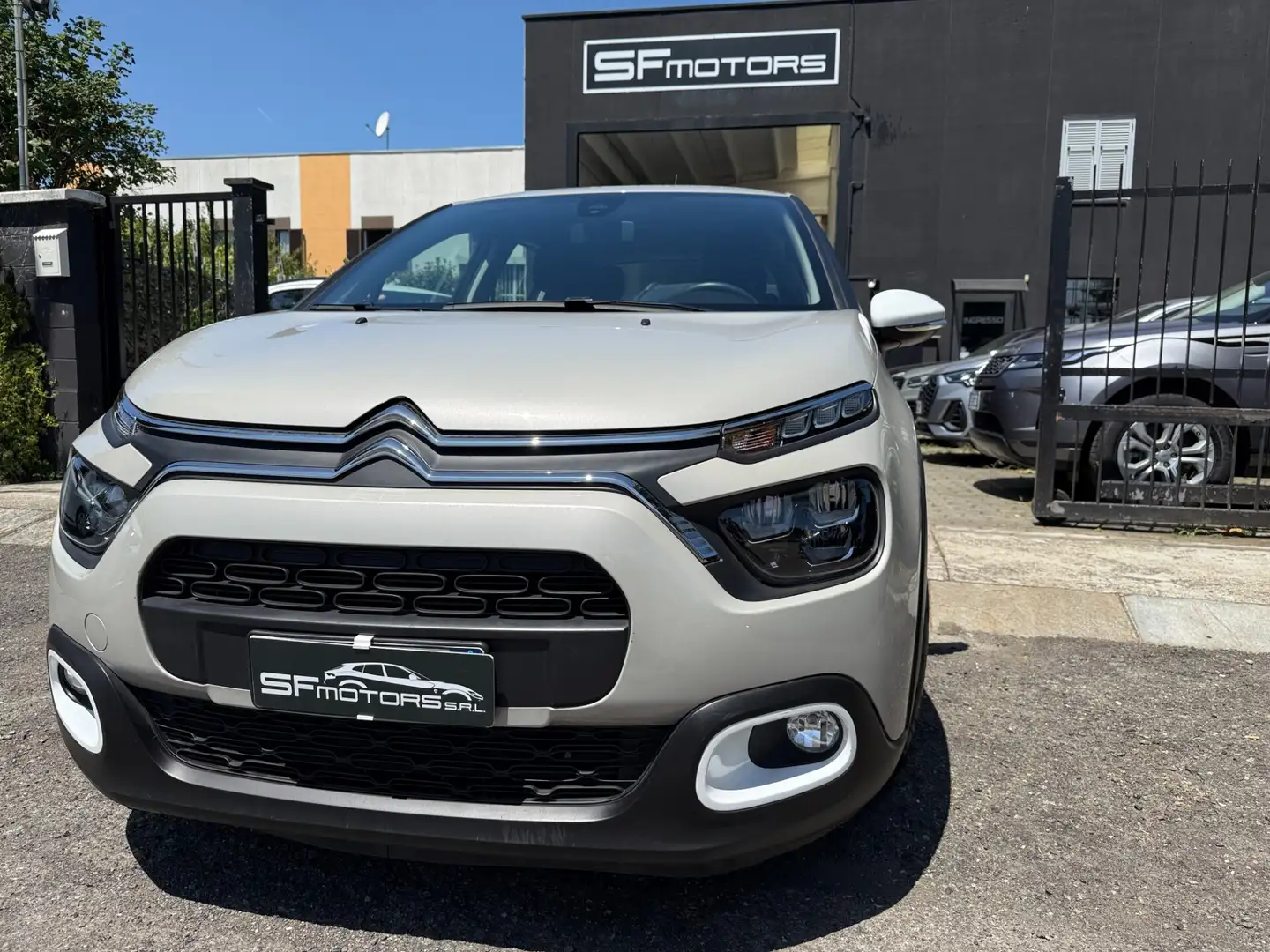 Citroen C3 PureTech 83 S&S You Beige - 1