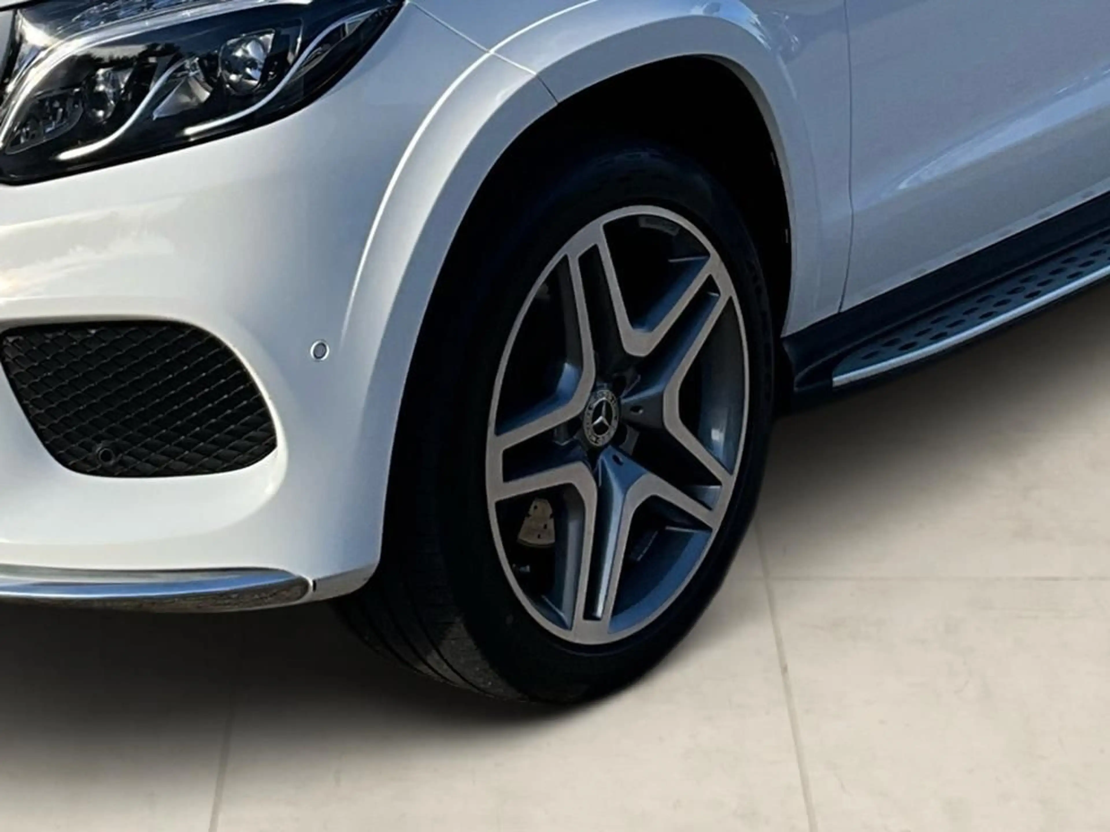 Mercedes-Benz GLS 350 d 4MATIC AMG 360 AHK AUT Fernlichtass. — photo 7