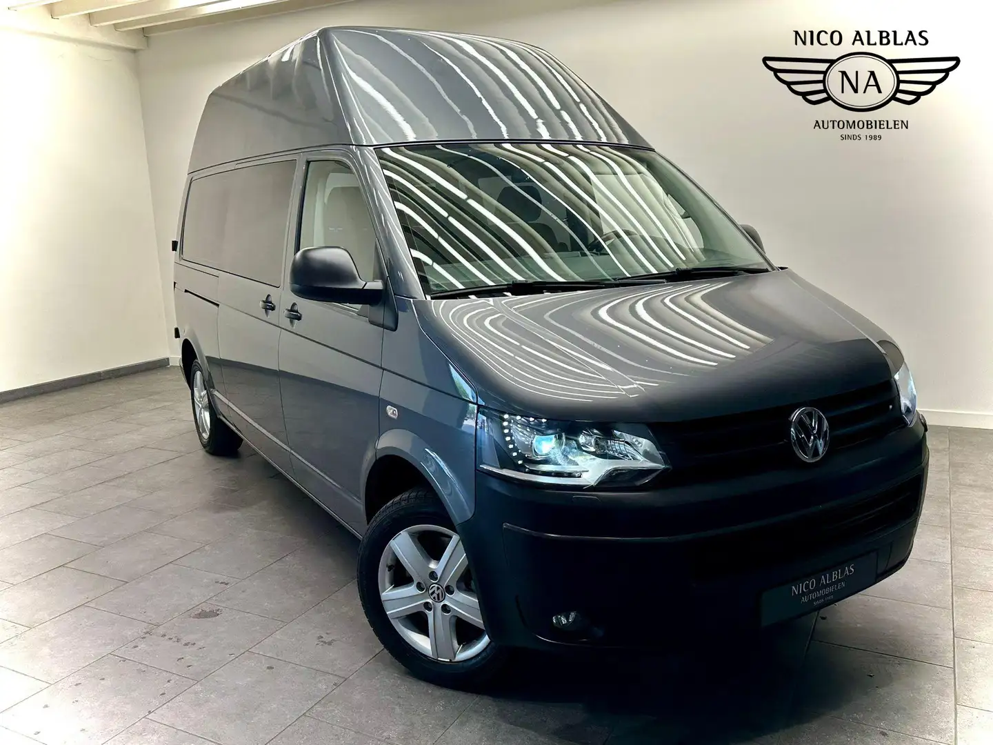 Volkswagen T5 Caravelle Camper 2.0 TSI 150Kw L2H3 4Motion DSG 9 persoons m Grijs - 1