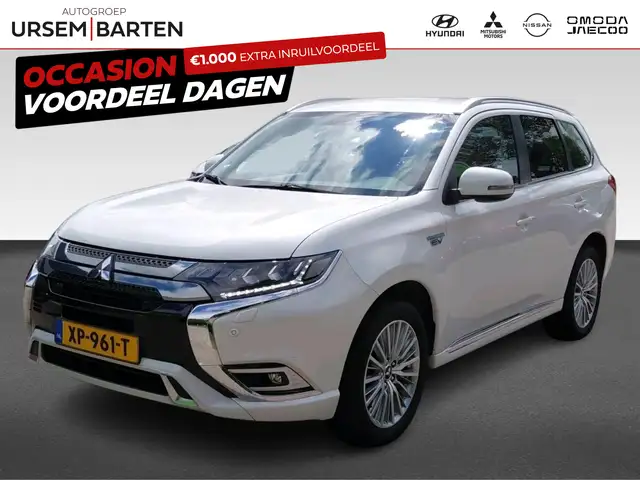Mitsubishi Outlander 2.4 PHEV Intense plus | Audiobediening op het stuu