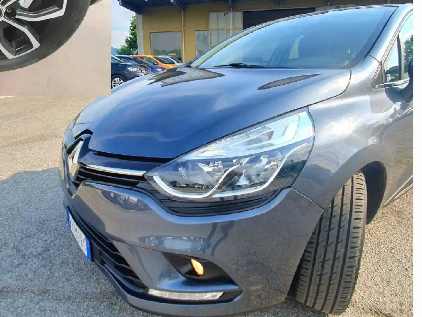 Renault Clio Clio 1.2 16v Duel2 75cv Grigio - 2