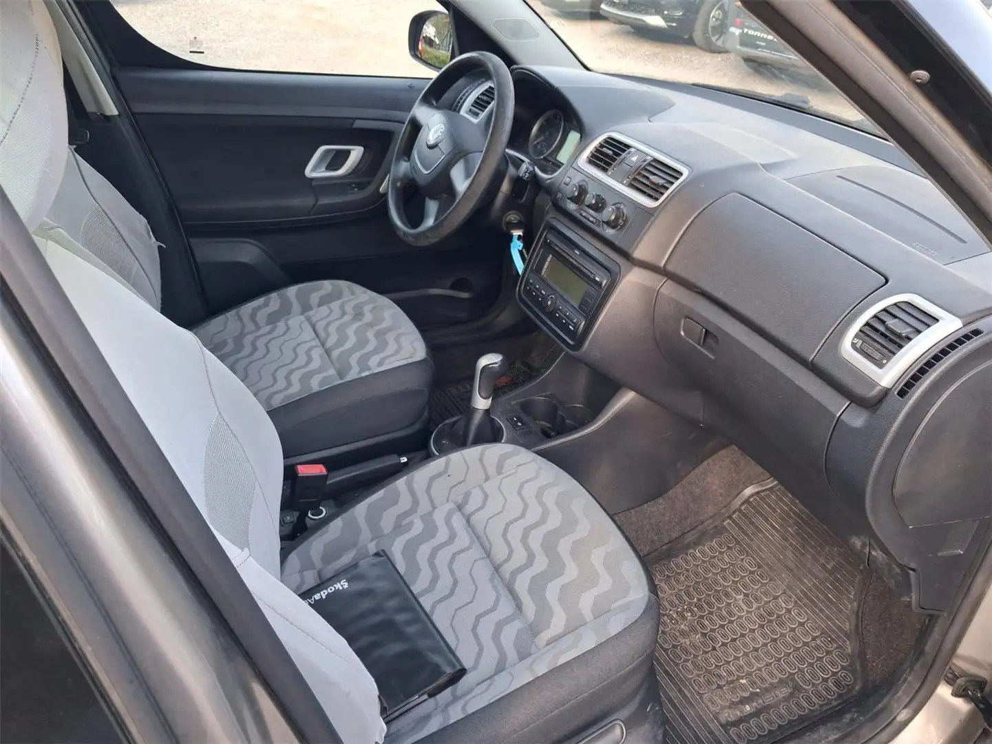 Skoda Roomster Style 1,6 Beige - 2