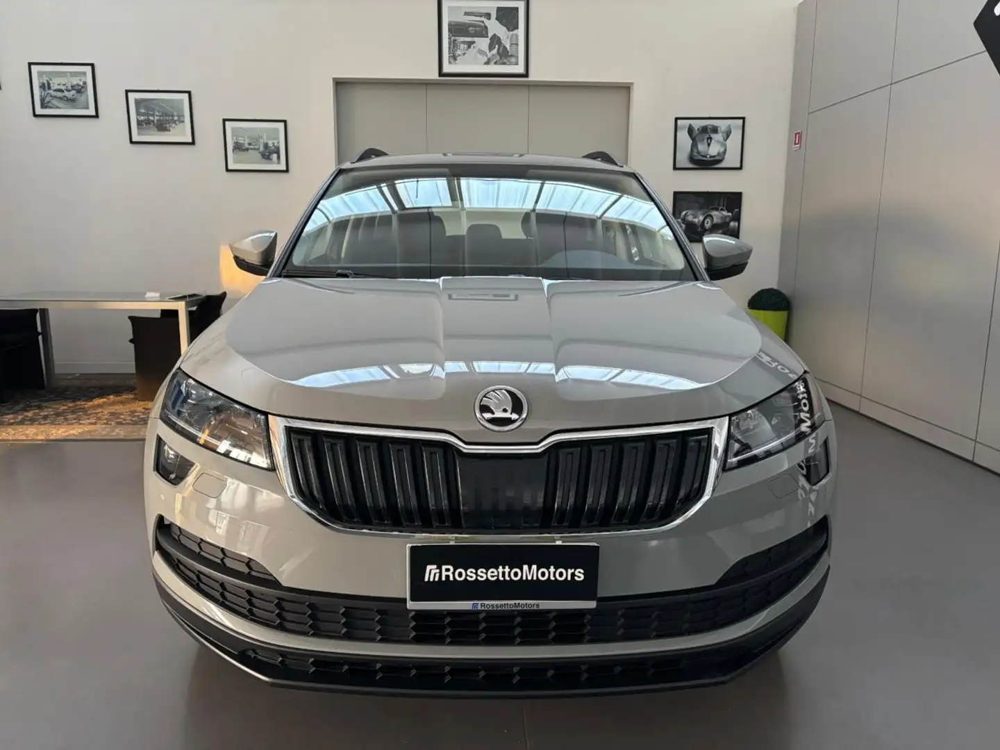 Skoda Karoq 1.6 TDI SCR DSG Executive Blanc - 2