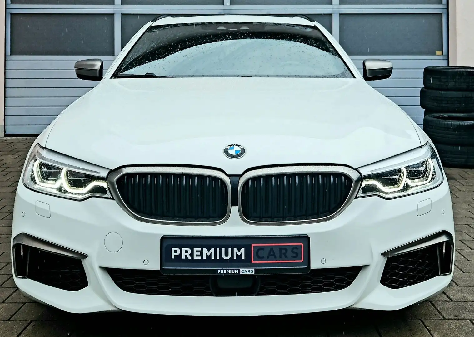 BMW 550 d Touring xDrive *Finanzierung* White - 1