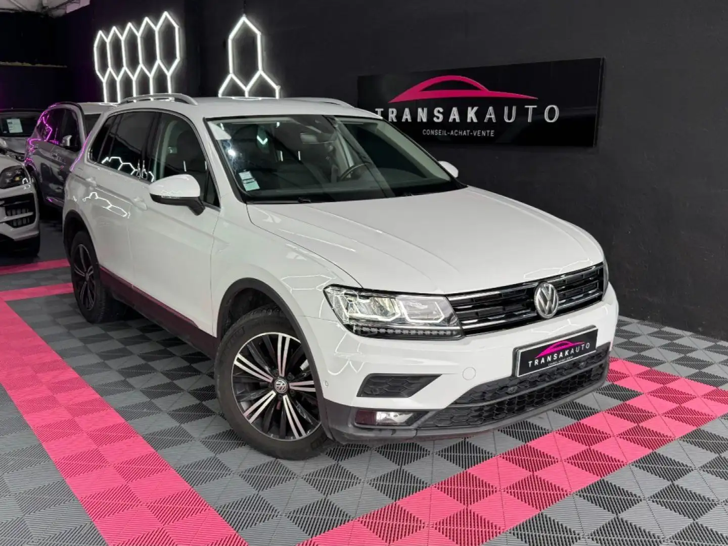Volkswagen Tiguan Confortline 4Motion 2.0 TDI 150 ch DSG7 ~ CarPlay  Blanc - 1