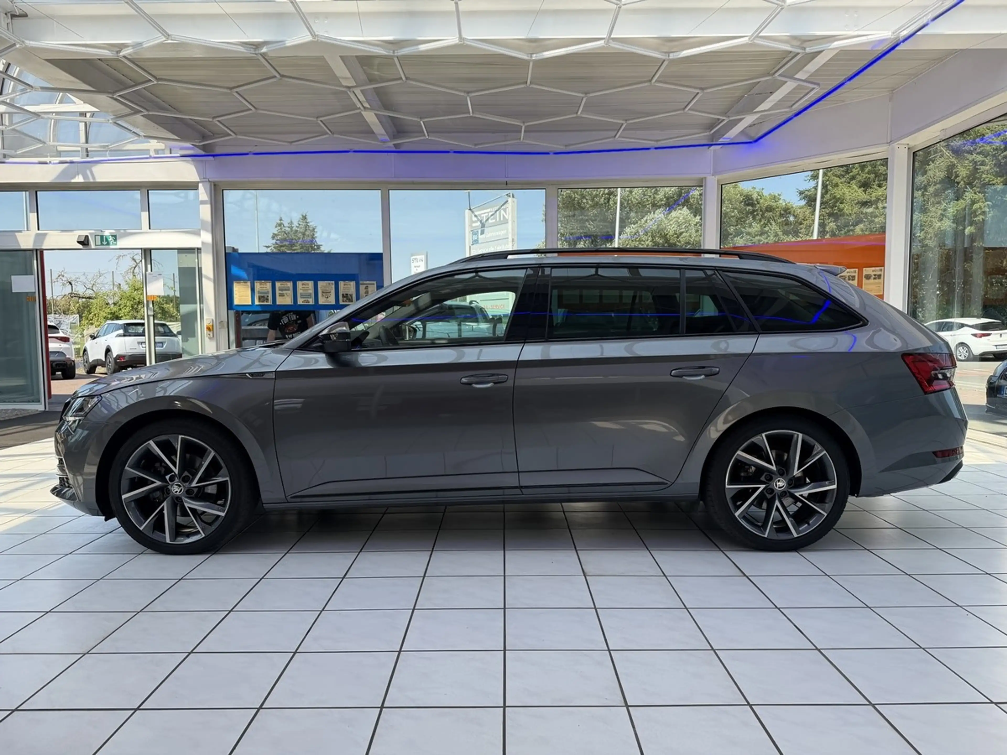 Skoda Superb Combi 1.5 TSI ACT Sportline OPF (EURO 6d) — photo 2