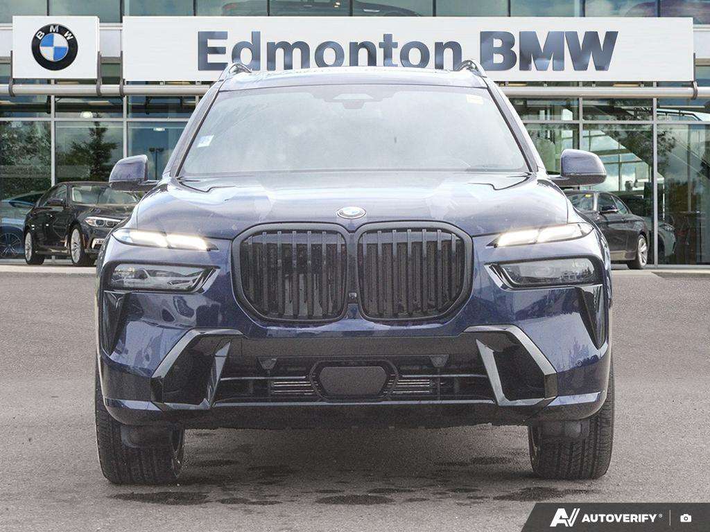 2026 BMW X7