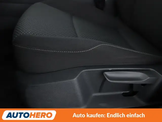 Volkswagen Golf view 27