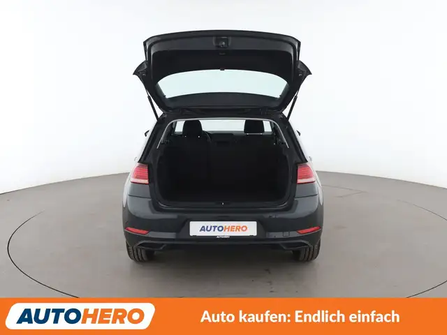 Volkswagen Golf view 16
