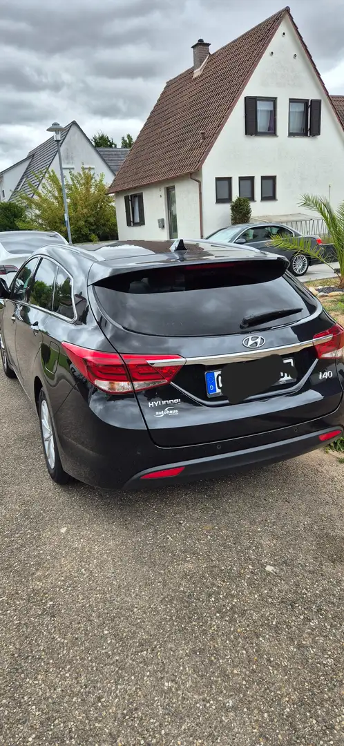 Hyundai i40 Kombi blue 1.6 Family Negru - 2