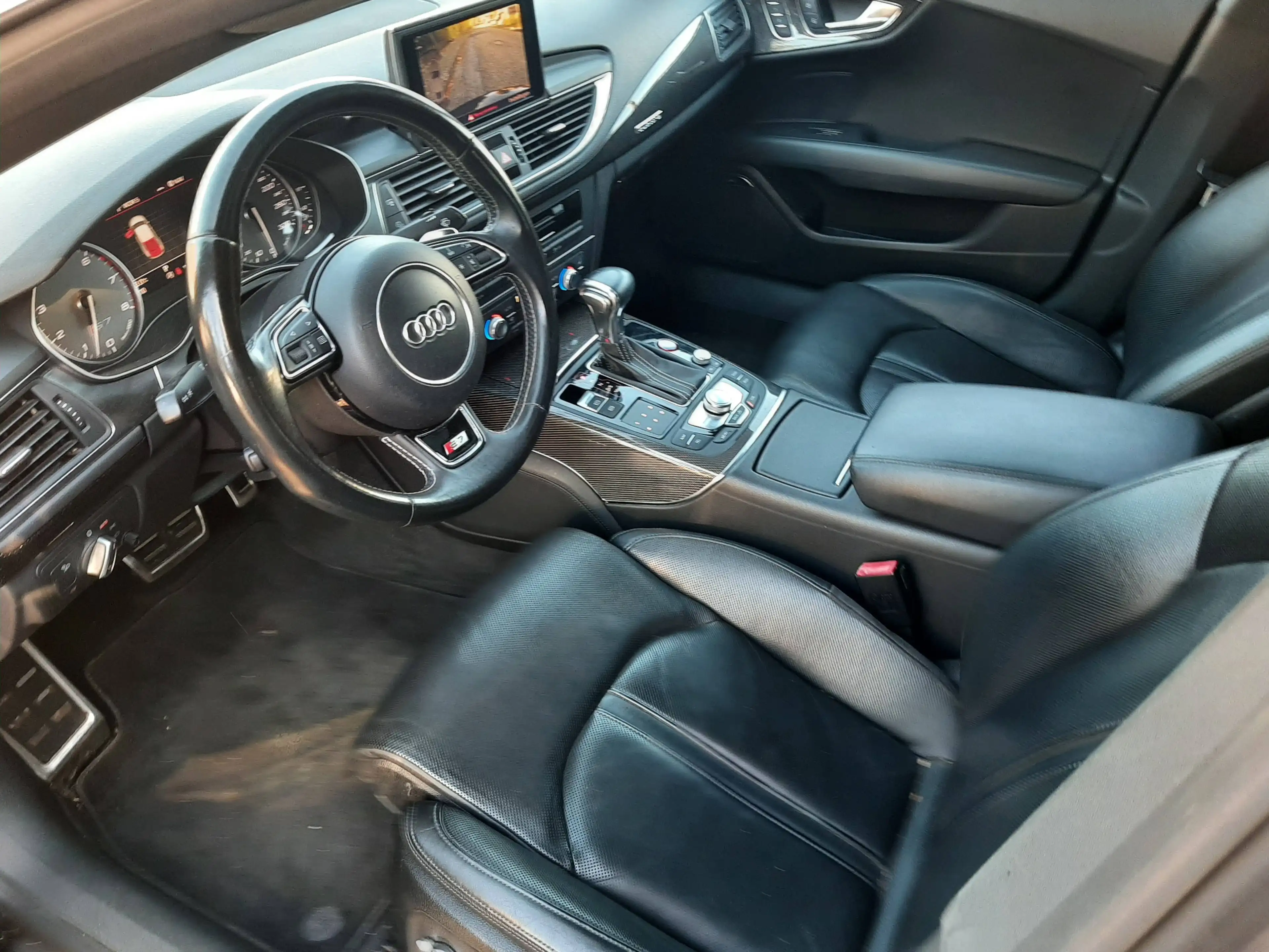 Audi S7 4.0 TFSI quattro — photo 10